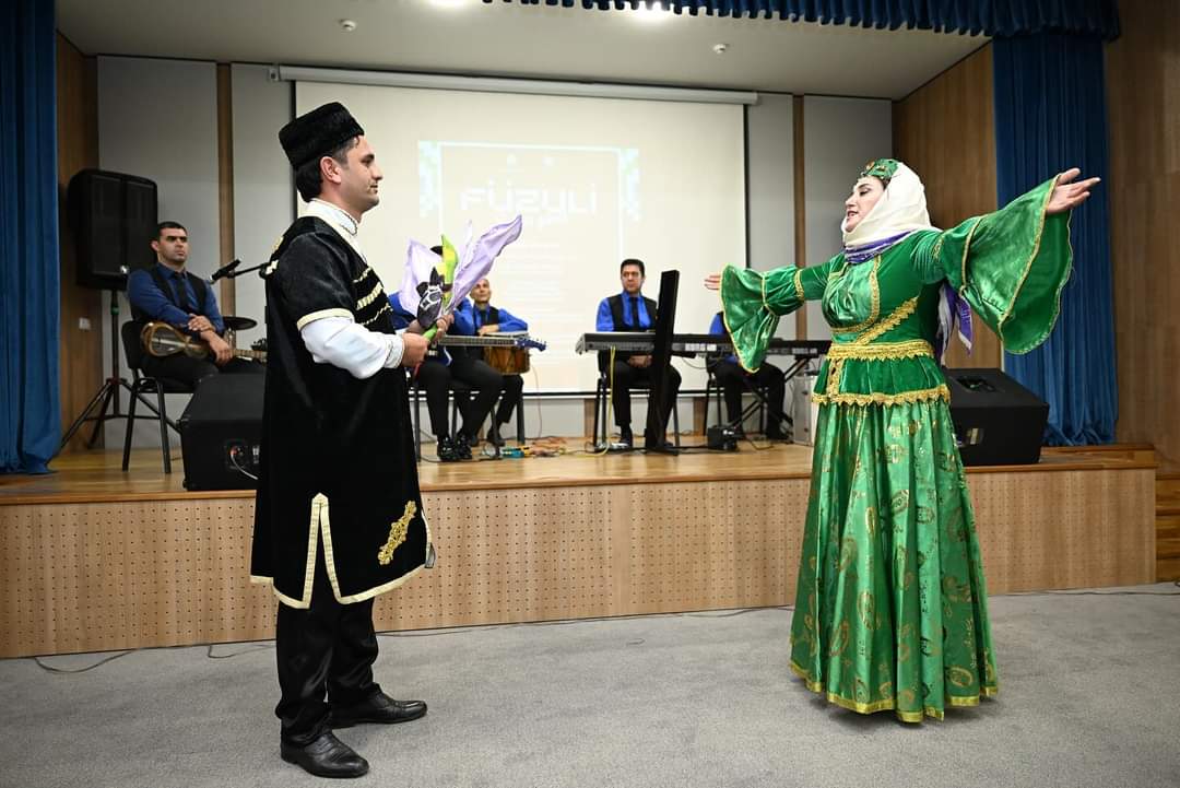 Kurmanqazı adına Uşaq Yaradıcılıq Mərkəzində 